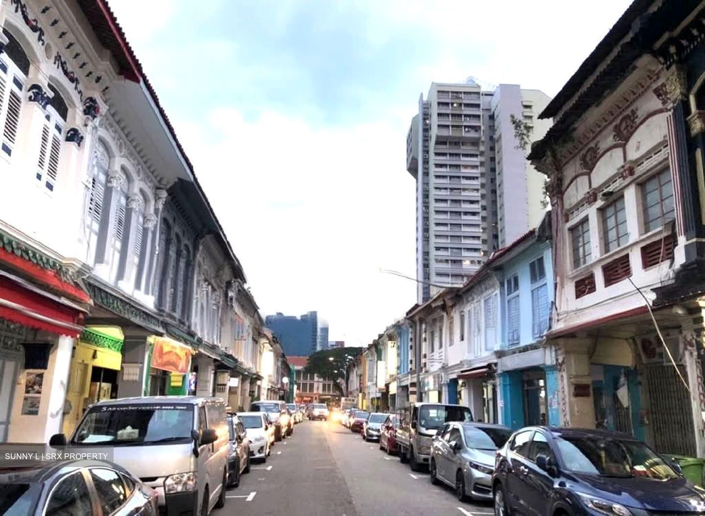 Desker Road Conservation Area (D8), Retail #564472851